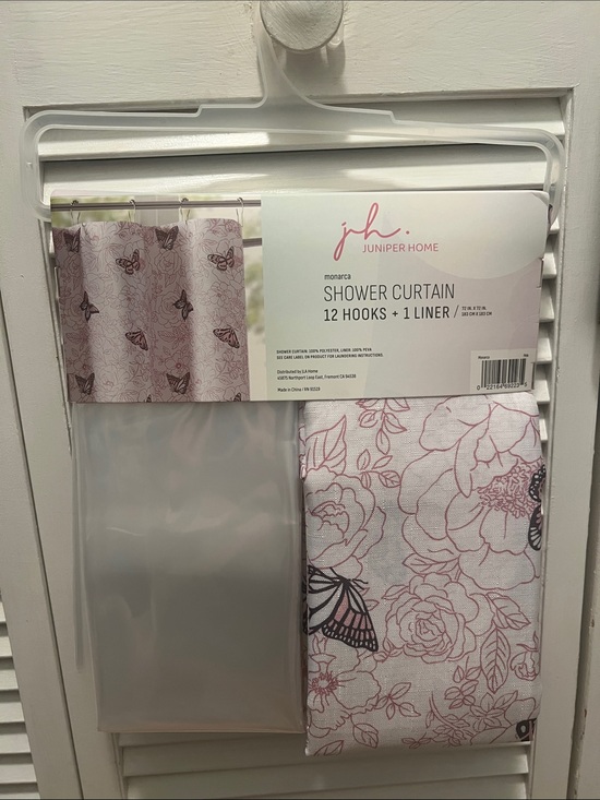 Butterfly Design Curtain Showr set Other - #3214**Pink Floral & Butterfly Shower Curtain with Liner